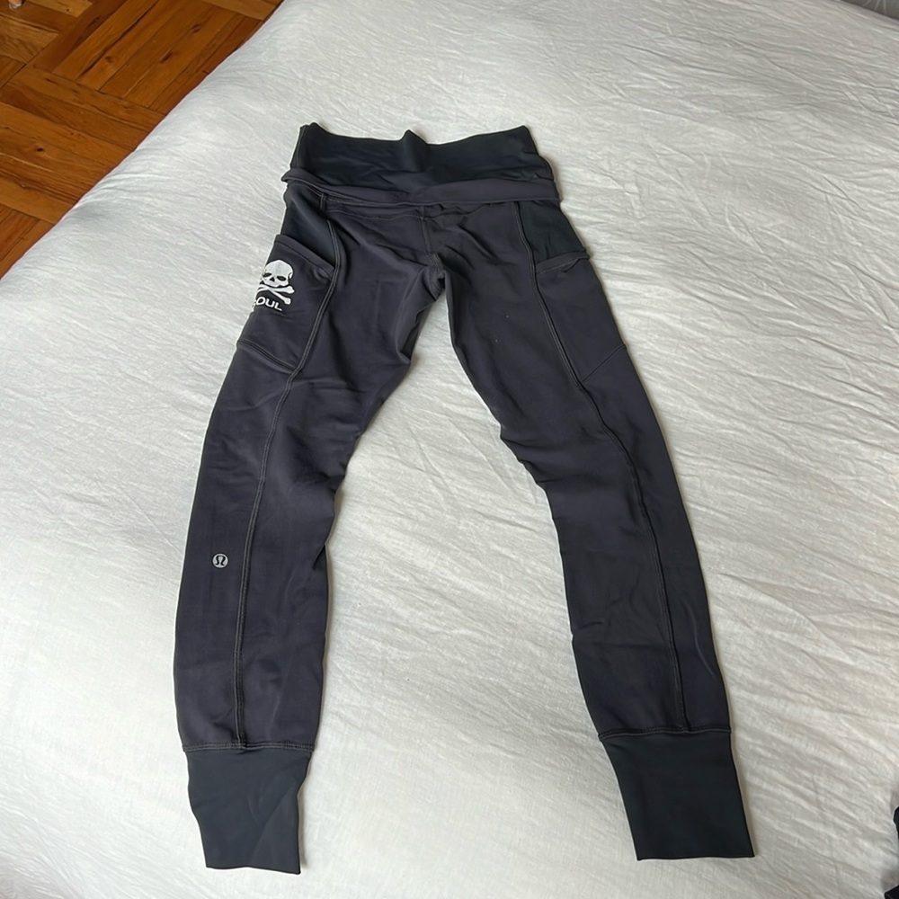 Lululemon X Soulcycle leggings joggers